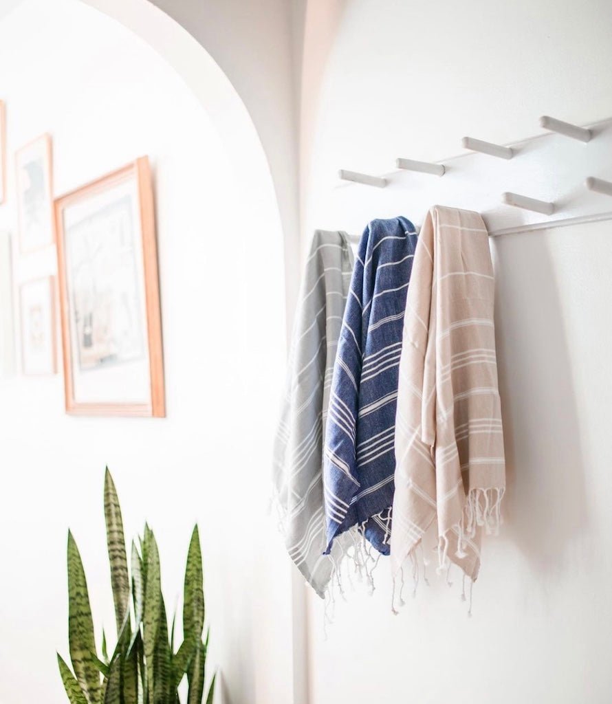 Classic Turkish Hand Towel - LAVANDOClassic Turkish Hand TowelClassic Turkish Hand Towel