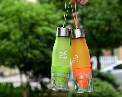 Lemon Fruit Juicer Bottle - LAVANDOLemon Fruit Juicer BottleLemon Fruit Juicer Bottle